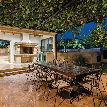 Nyaraló Gorgeous In Split