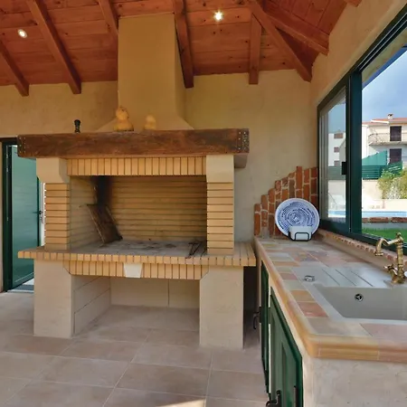 Lovely In With House Sea View Vakantiehuis